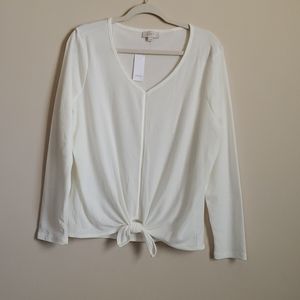 ⭐LOFT off white long sleeve top